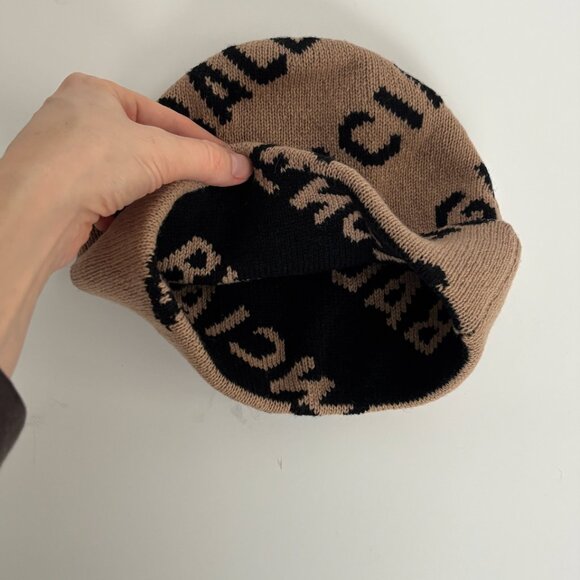 Balenciaga reversible beige and black logo unisex beanie black hat NWT